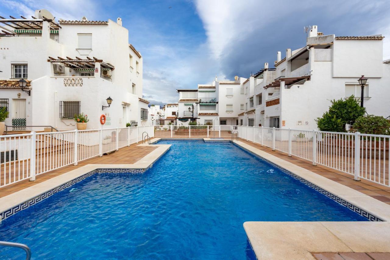 La Duquesa Apartment With Pool By Costarentals - Ref M8 มานิลบา ภายนอก รูปภาพ